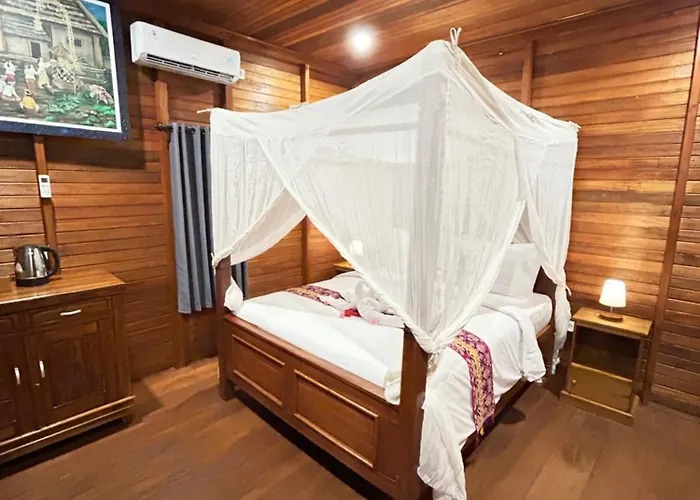 Dewi Teduh * Sidemen (Bali)
