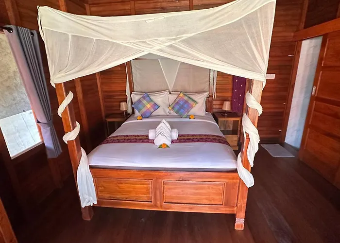 Villa Dewi Teduh *